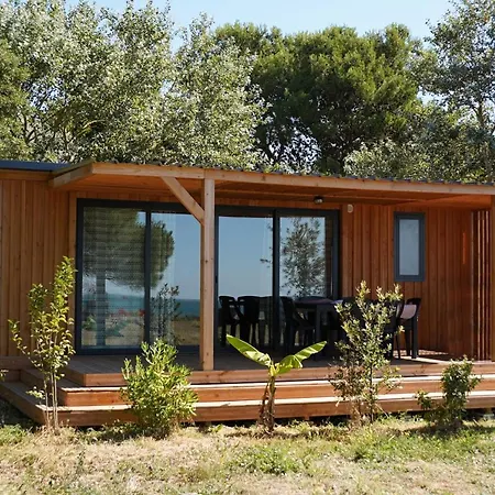 Otel Le Village Des Bambous 3*